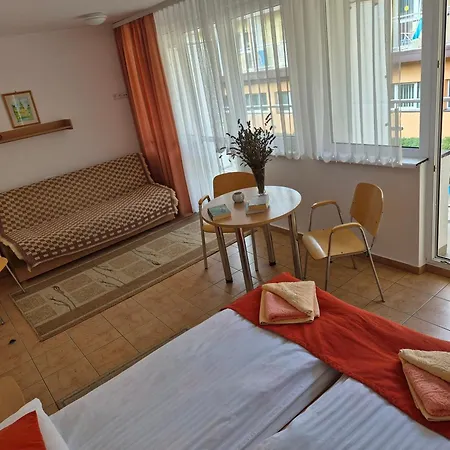 Osrodek Wypoczynkowo-leczniczy Opole W Dzwirzynie *