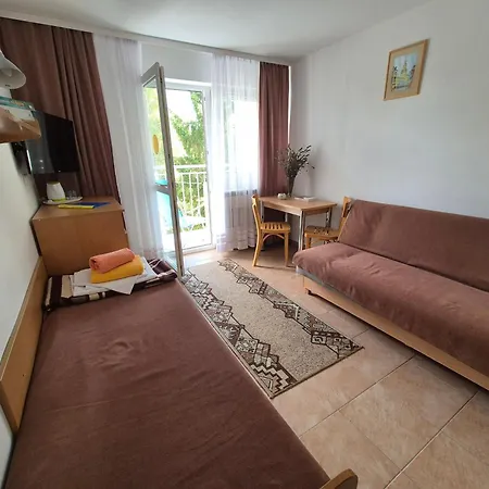 Osrodek Wypoczynkowo-leczniczy Opole W Dzwirzynie *