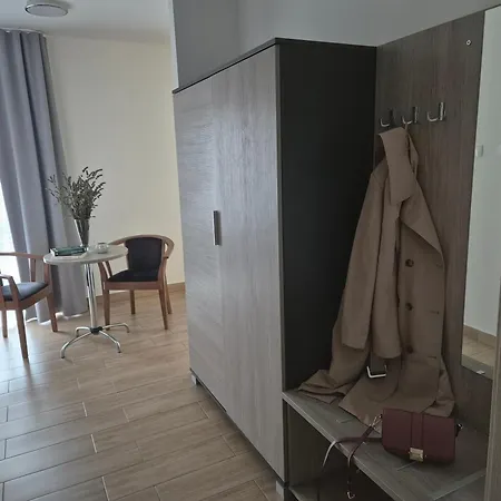 Osrodek Wypoczynkowo-leczniczy Opole W Dzwirzynie *